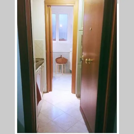Апартаменты Cosy Studio Flat On The Seaside